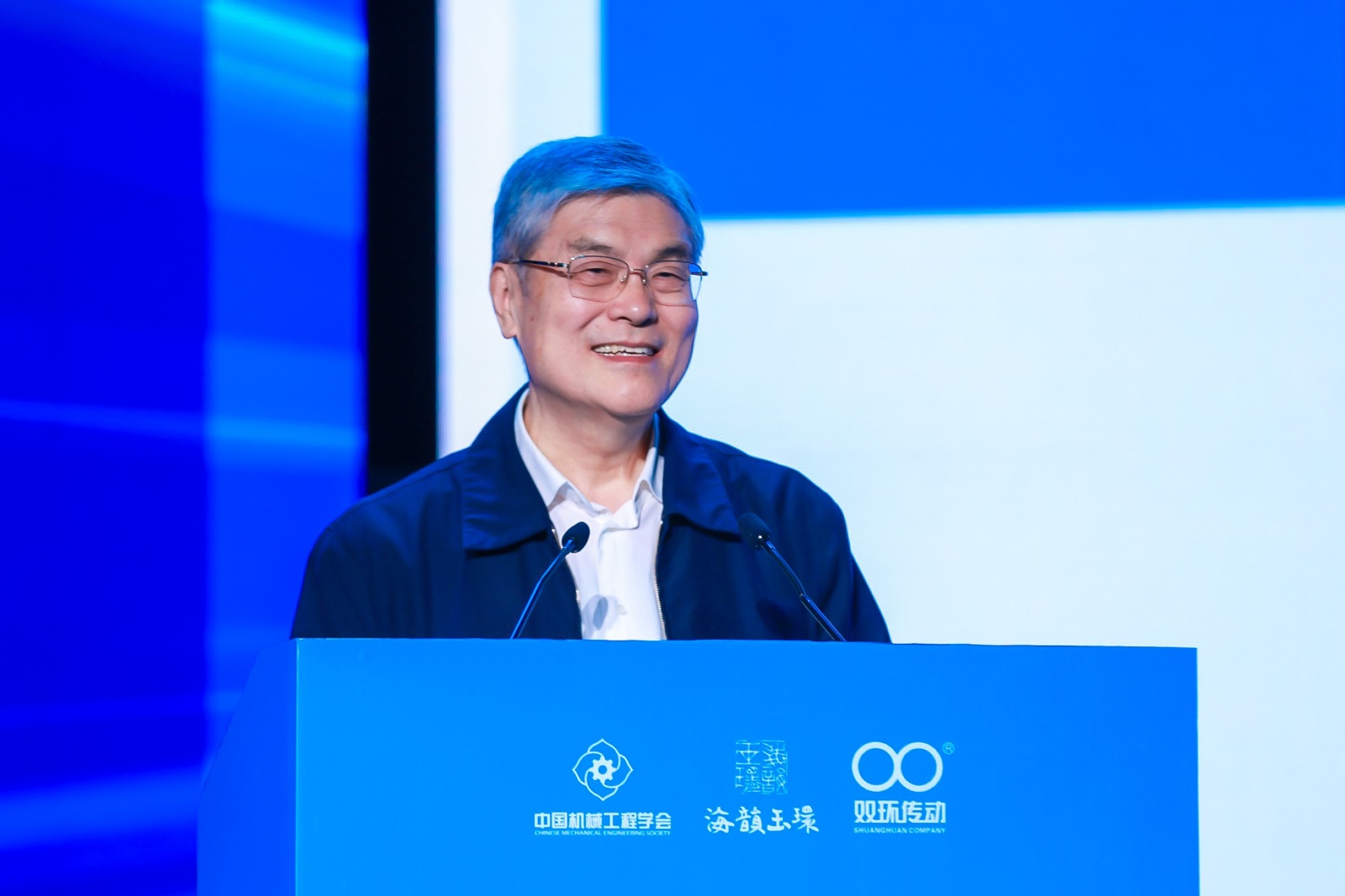 潘云鹤1.jpg