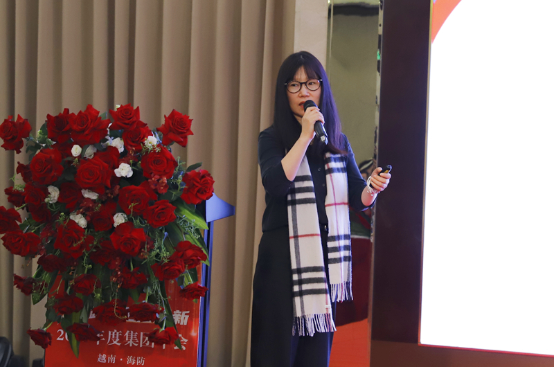 王佩群.jpg